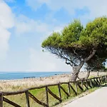 Lägenhet In A With Garden Bibione